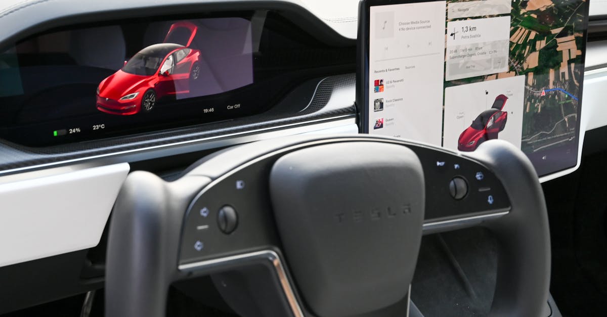 Tesla tunnistab: miljonid autod vajavad täiendusi