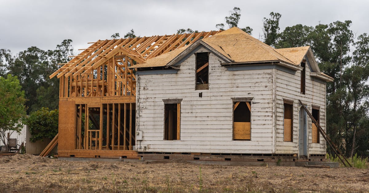 Builder Allegedly Defrauds Customers, Leads to Arrest Claims