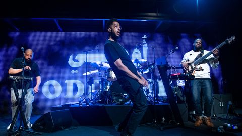Oddisee astub Jazzkaarl üles: minimalistlik džässiräpp Von Krahli laval