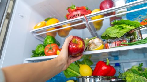 Smart tips: how to keep berries, herbs and vegetables fresh longer