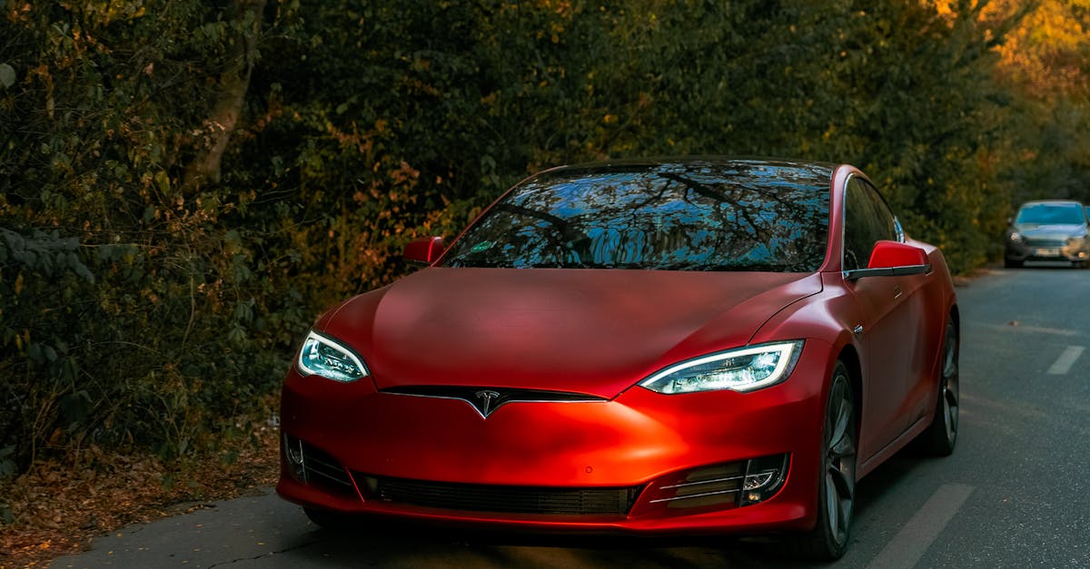 Tesla müügi langus jätkub odavamate mudelite käest hoolimata