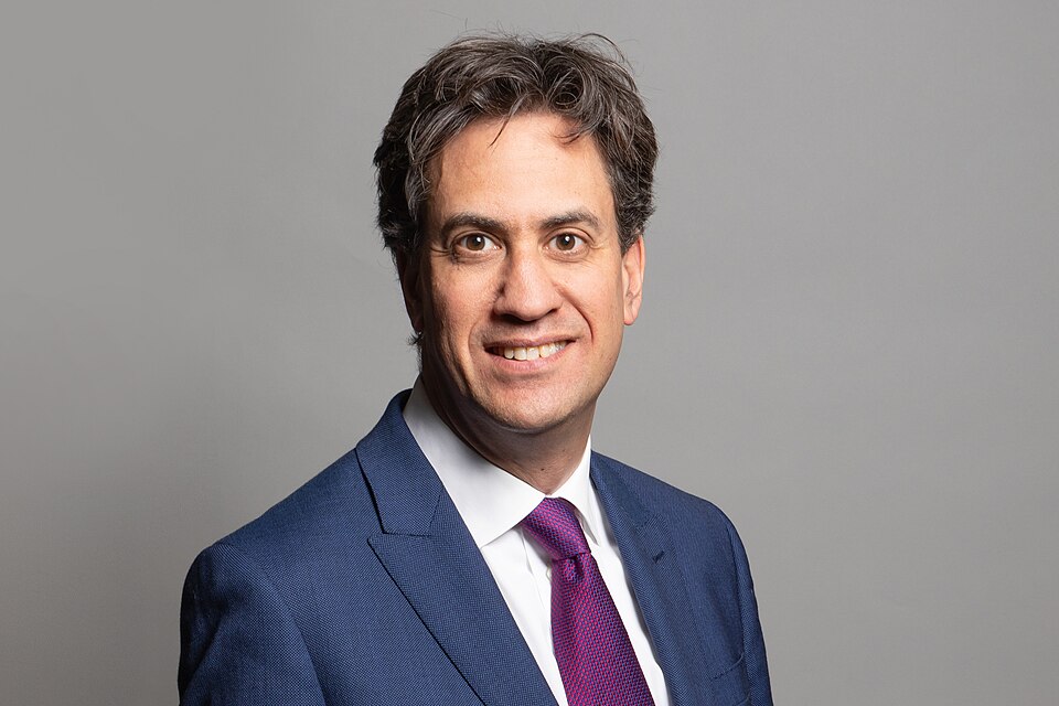 Ed Miliband nõuab Bangkokis ülemaailmse finantssüsteemi reformi arengumaade heaks