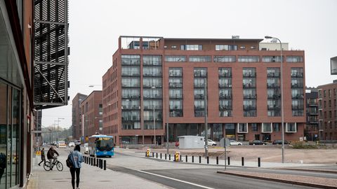 Цена квадратного метра в старых квартирах Хельсинки опустилась до уровня новостроек Таллинна