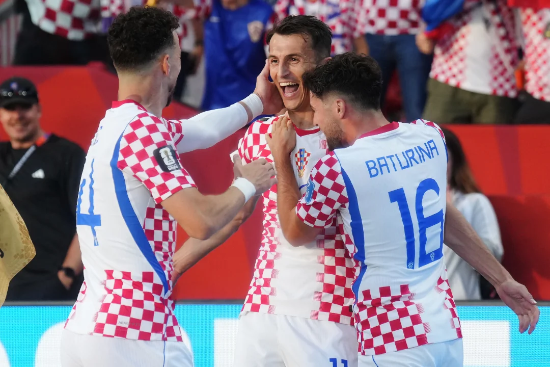 Хорватия с трудом обыграла Панаму со счётом 1:0, Англия сыграла вничью с Ганой