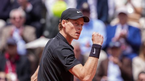 Tennisist Sinner püstitas Djokovici rekordi eirates uue märgi