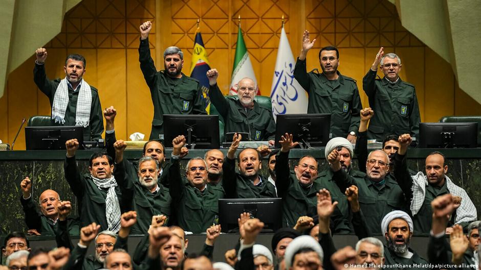 Iraan lubab kättemaksu pärast Ali Khamenei surma