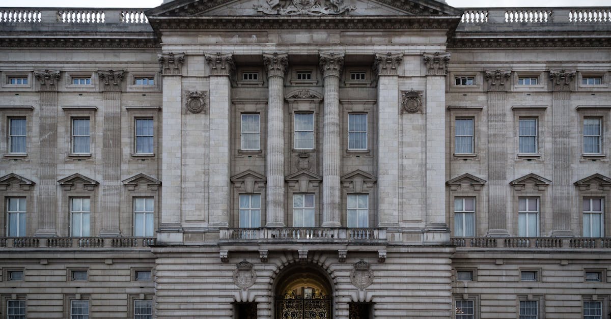 UK Ministers Face Intense Questions on PM's Future at Downing Street