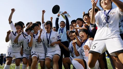 Kim Jong-un receives North Korean women's team after Asian championship victory