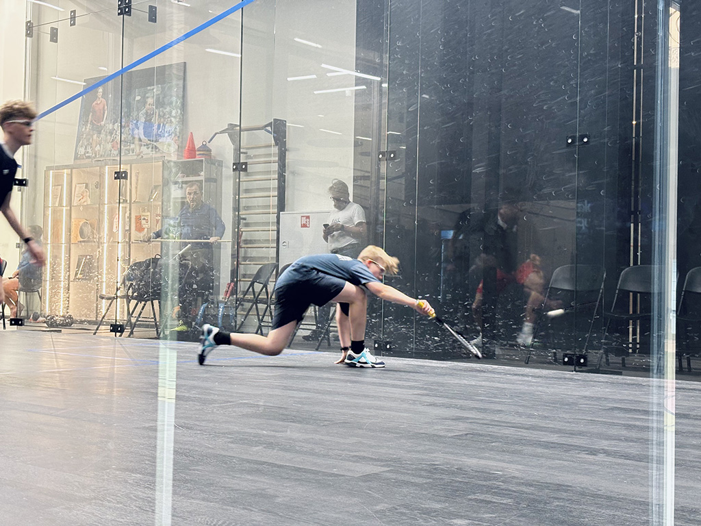 Tallinnas T1 keskuses peeti esmakordselt rahvusvaheline squashiturniir