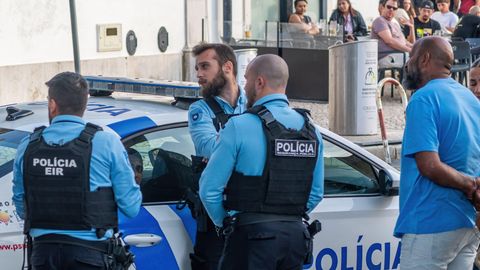 Portugalis vahistati 15 politsenikku vägivalla kahtlustes
