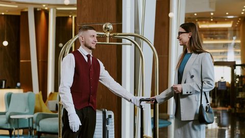 Hotel Expert Warns: This Is the Mistake Guests Make at Check-In