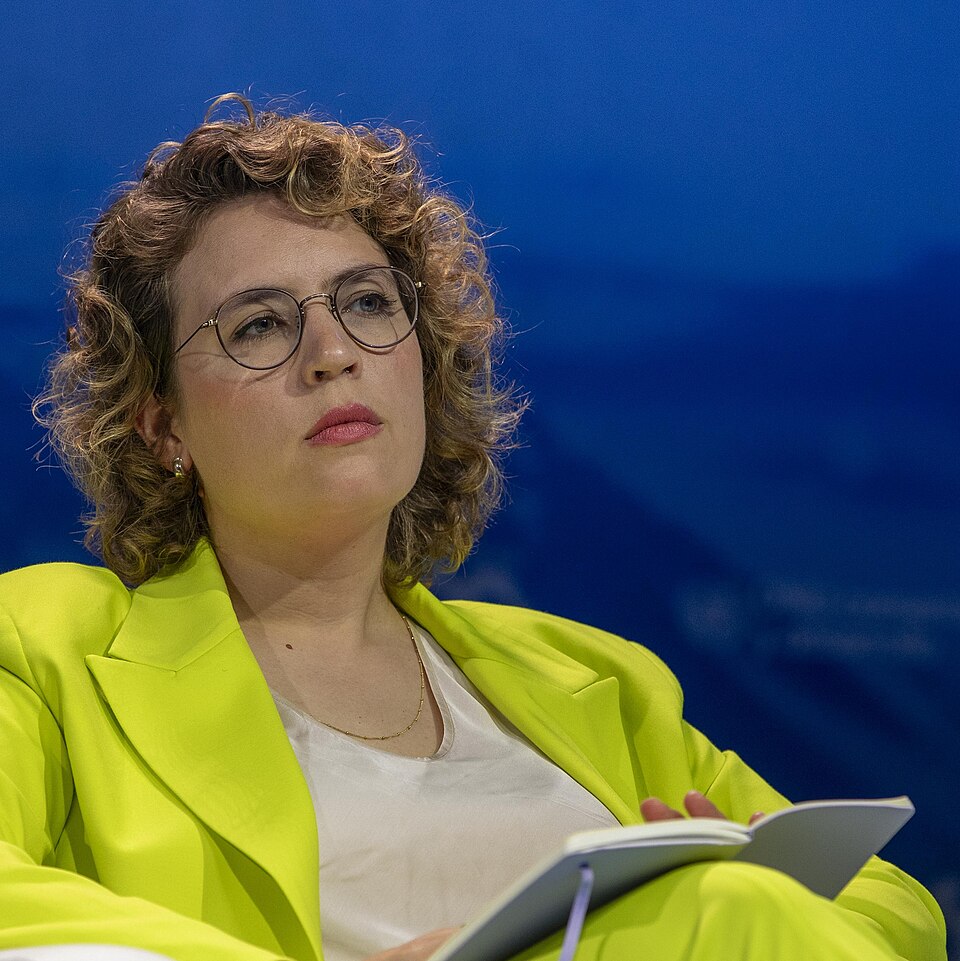 Majandusteadlane Isabella Weber Berliinis: Taskukohased elutingimused on demokraatia kaitsekilp