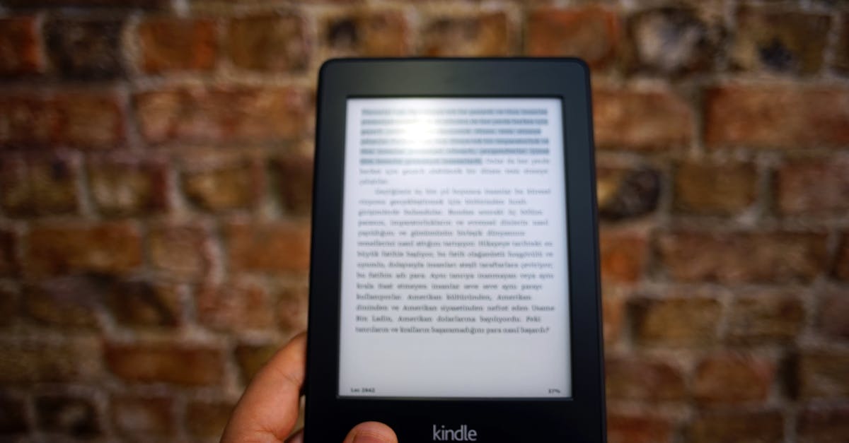 Magnetic E-Ink Display Attachment Aims to Fight Phone Addiction
