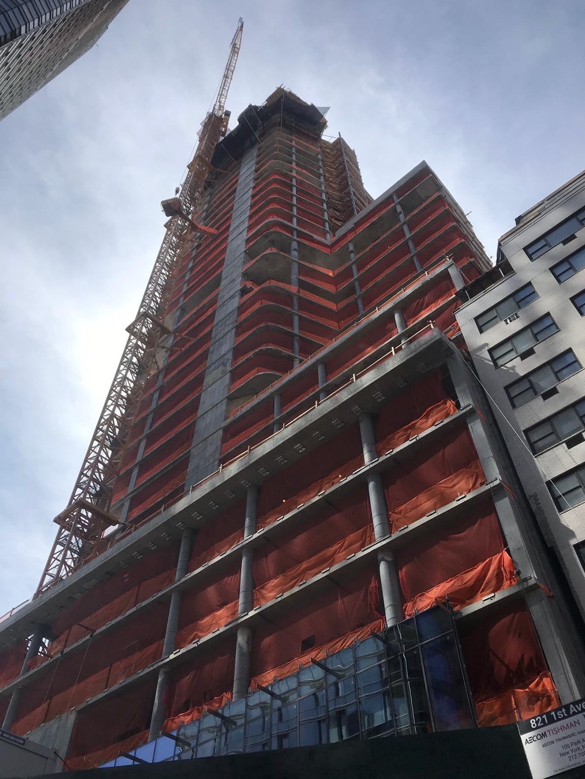 Uus Manhattani pilvelõhkuja varjab parima vaate Empire State Buildingule