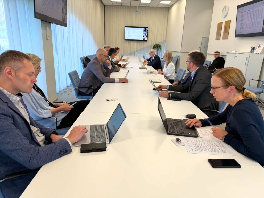 Eesti Linnade ja Valdade Liit kritiseerib Tallinnas riiki toetusfondi reformi tingimuste pärast