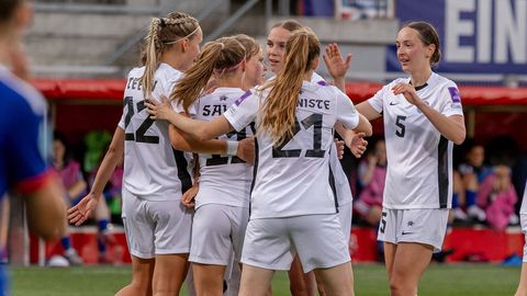 Estonia women's football team crushes Liechtenstein 5:0 and keeps World Cup playoff hopes alive