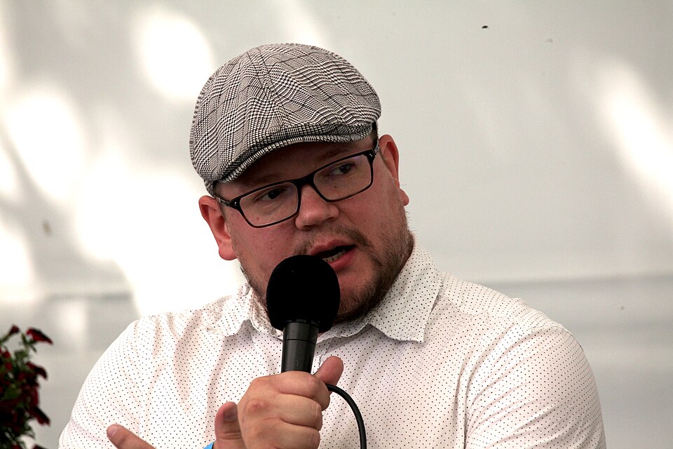 Noorte jalgpalli vägivallatsemise probleem vaatab otsa