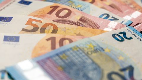 Internetipettus: rahakot tühjaks loosimängu lubadusega