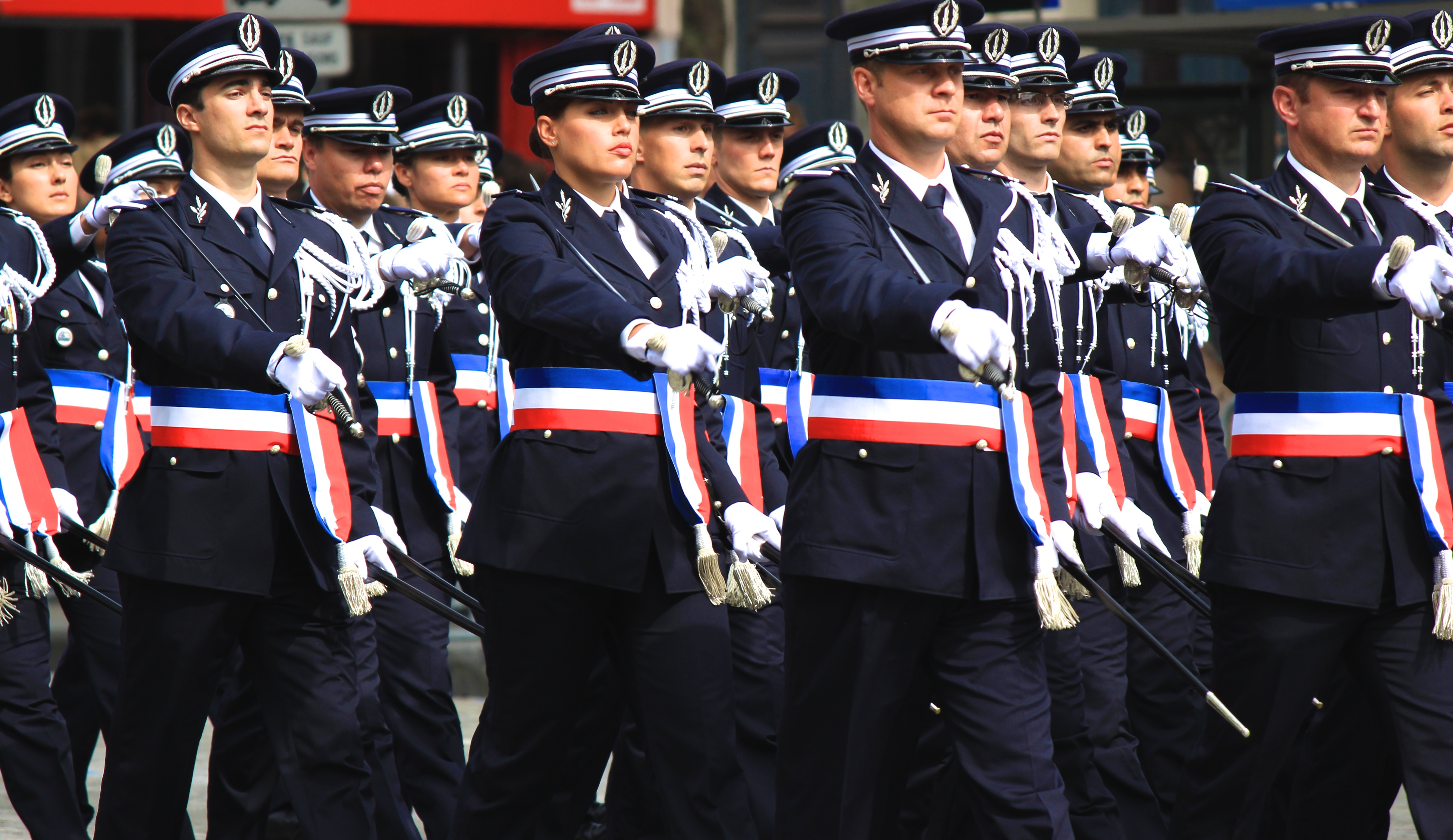 Pariisi Bastille päeva paraadil marssisid Eesti sõdurid Euroopa liidrite ees