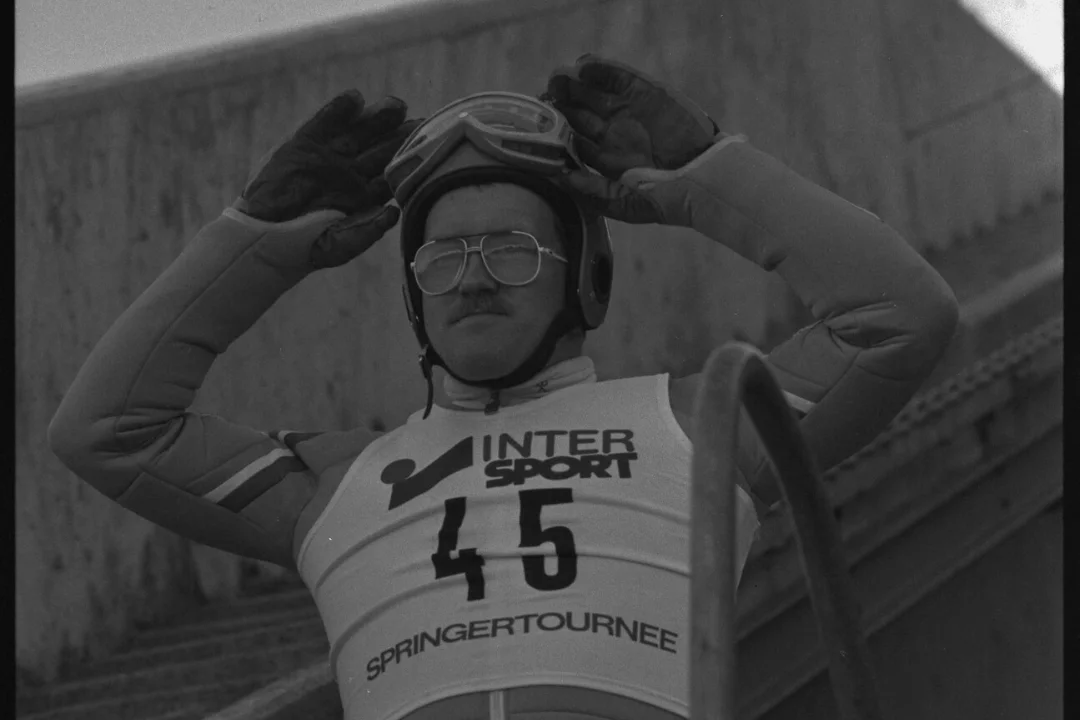 Legendaarne suusahüppaja Eddie Edwards naasis 62-aastaselt Šveitsis hüppemäele
