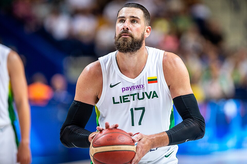 Jonas Valanciunas lõpetab NBA-karjääri ja naaseb Kaunase Žalgirisesse