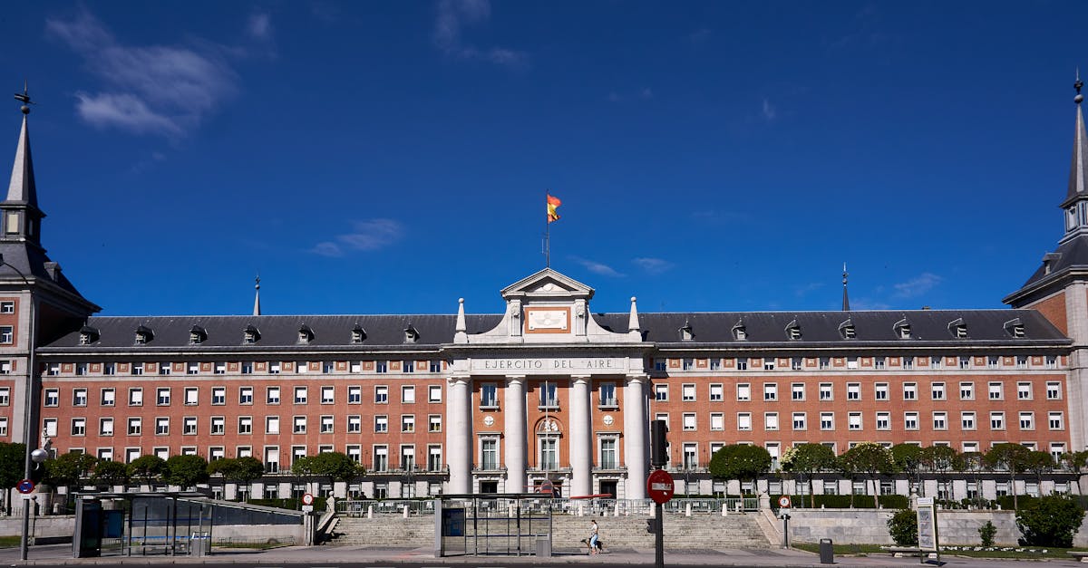 Starmer ja avalik teenistus: pinged pärast Mandelson saasat
