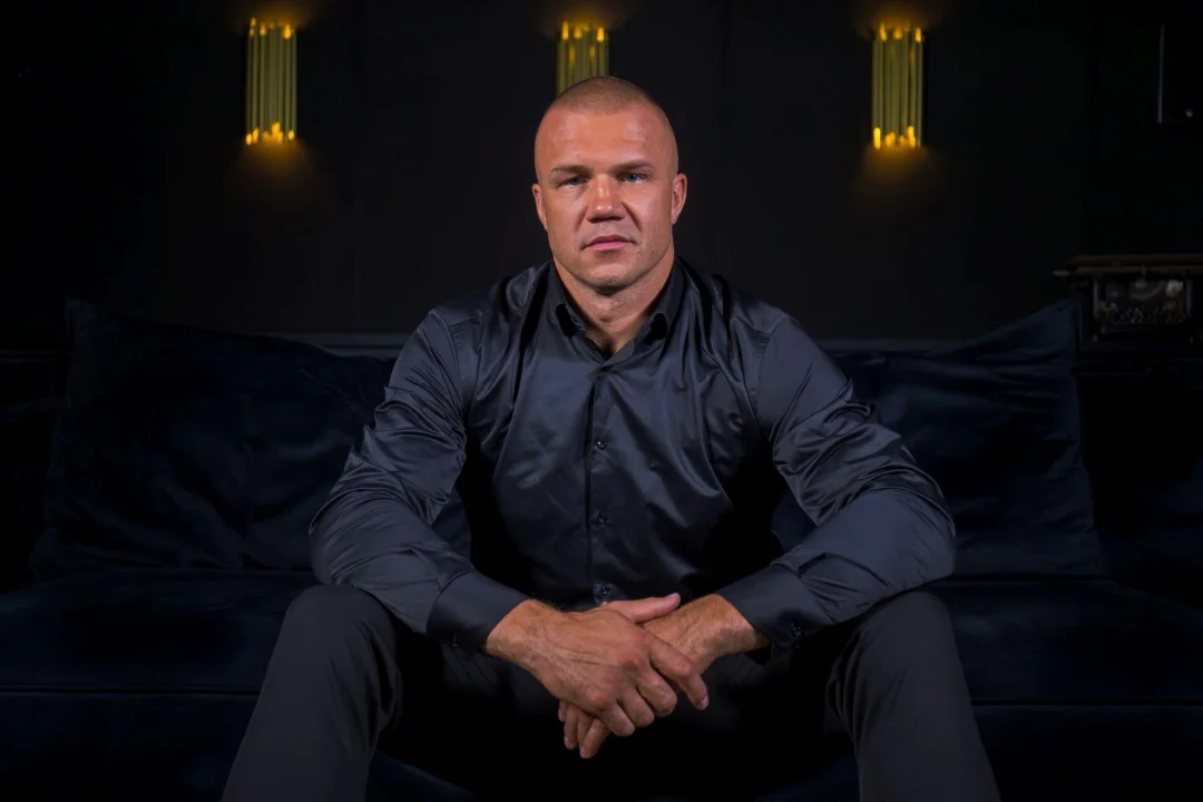 Estonian boxer Uku Jürjendal fights Finnish champion in Tallinn