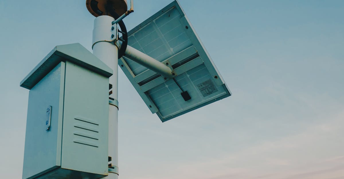 UK Company Launches Solar-Powered Mini Data Centers in Lampposts