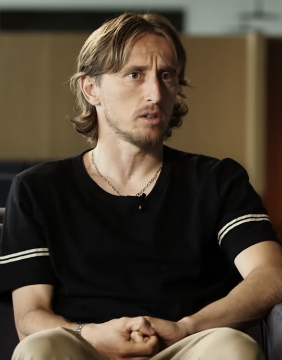 Modric operatsiooni järel: Kroatia juhendaja uskub MM-il osaluses