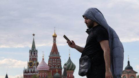 Venemaa keelab võidupüha eel mobiilse interneti Moskvas