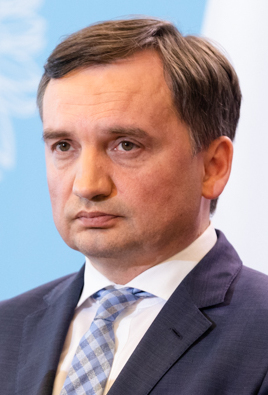 Poola taotleb USA-lt endise justiitsministri Zbigniew Ziobro väljaandmist