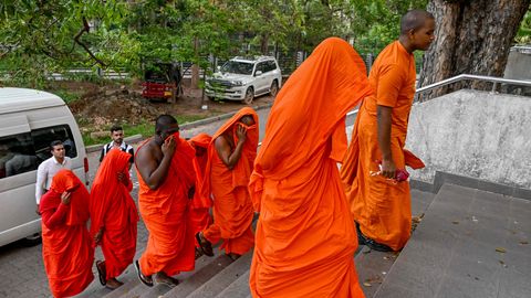 Sri Lankal vahistati uimasteid vedanud budistlikud mungad