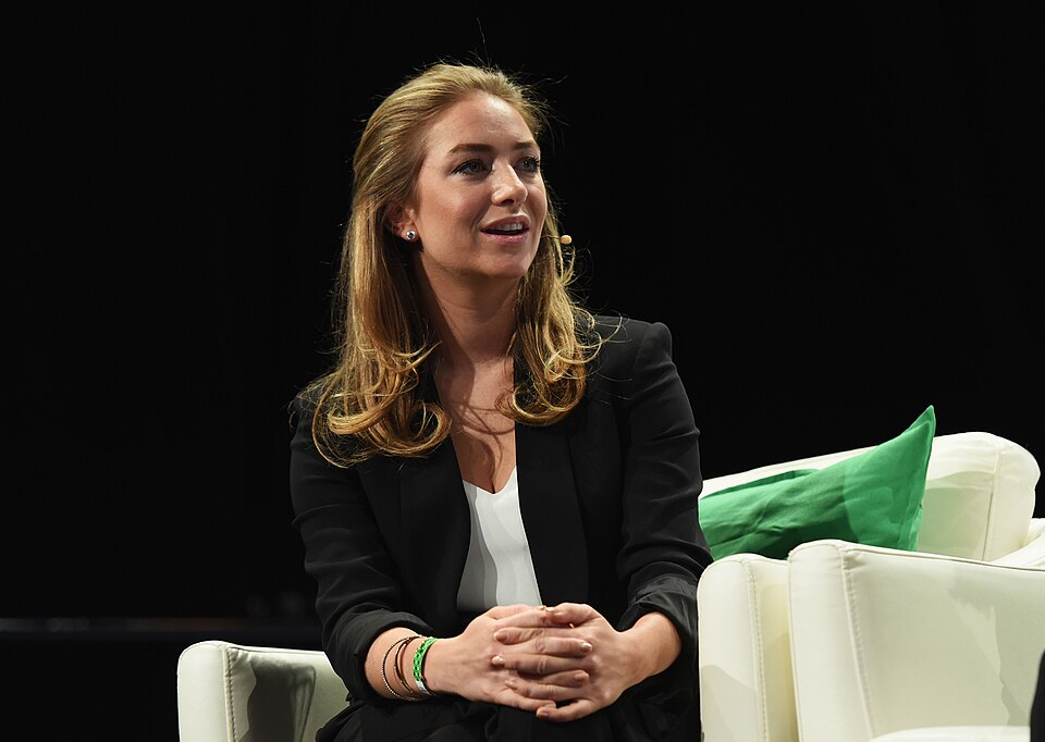 Bumble loobub parempikkimisest, teatas tegevjuht
