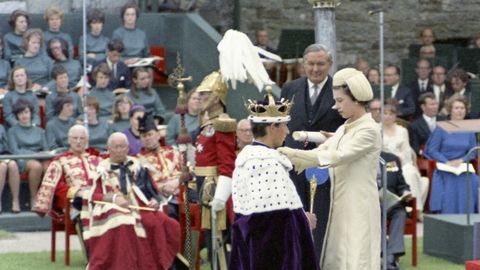 Kuningas Charles III mälestab ema Elizabeth II 100. sünnipäeval