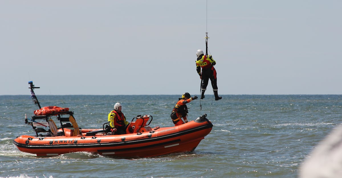 Rescued by the Sea: Volunteer Lifeguards Save Stranded Man