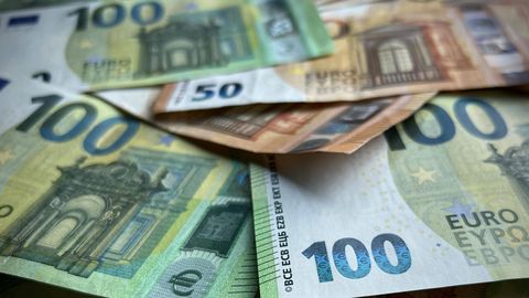 Автобус проехал мимо остановки — комиссия по потребительским спорам обязала перевозчика возместить стоимость билета
