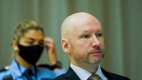 Norra terrorist Breivik vahetas nime juba kolmandat korda