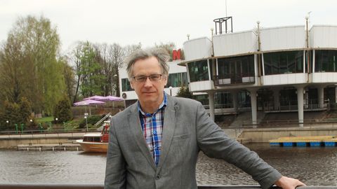 Šlepikase romaan jätab lugejad mõtlikuks