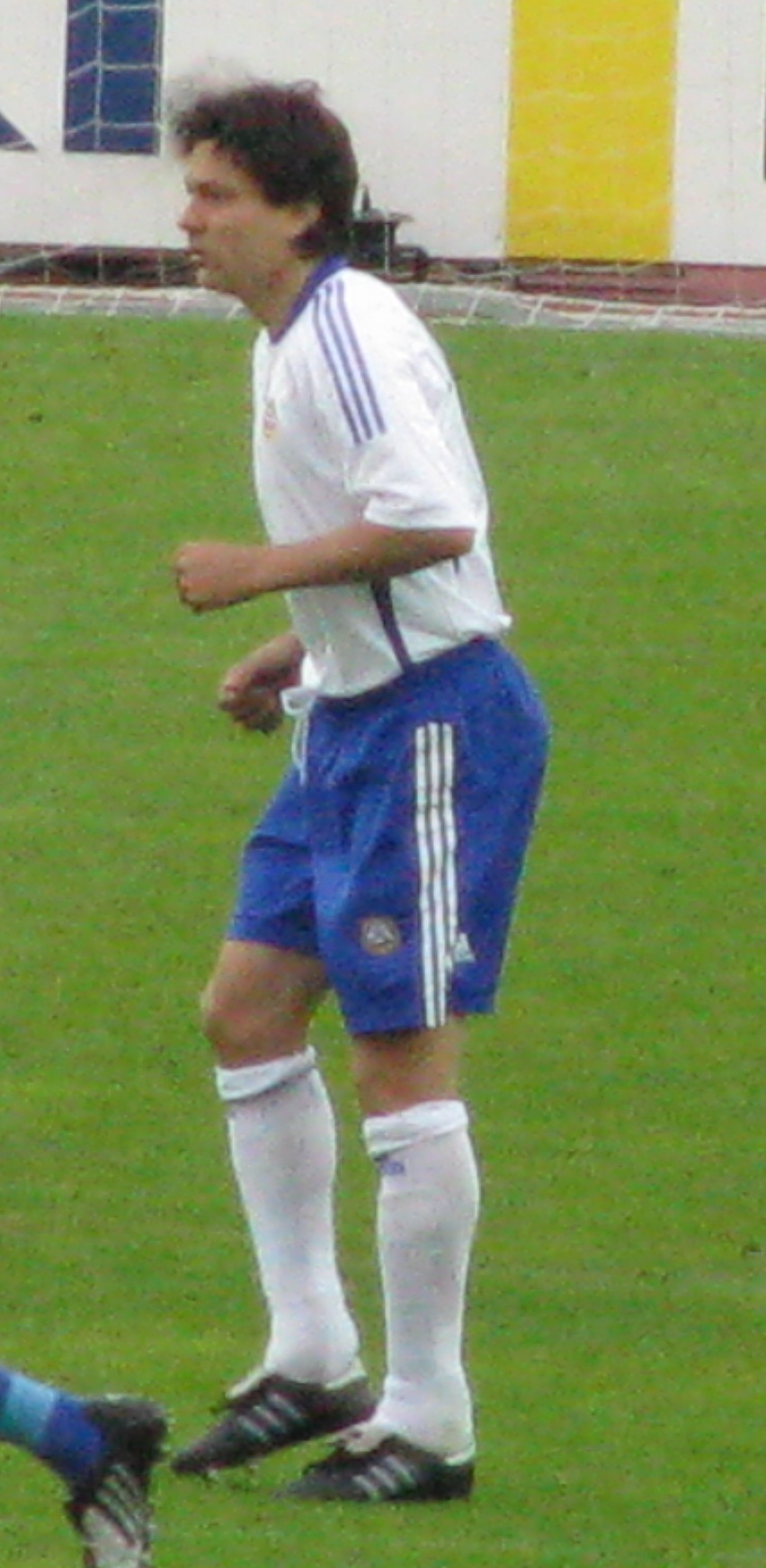 Soome jalgpallilegend Litmanen skooris esimese värava Tallinna Kalevis
