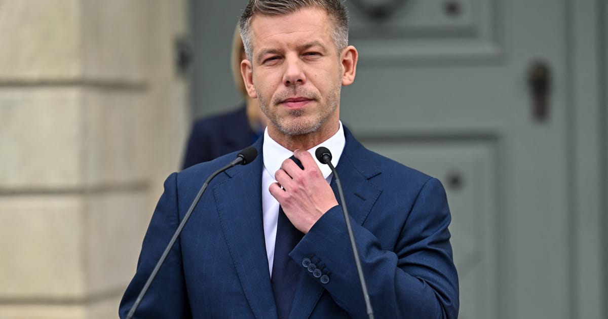 Мадьяр пообещал наладить отношения с Украиной до встречи с Зеленским