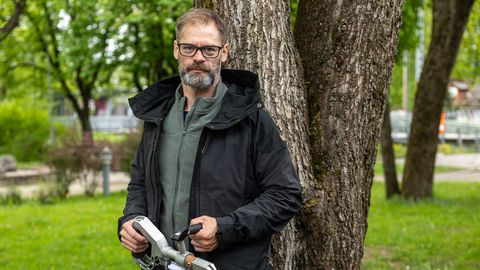Tallinnas jalakaid kaitsev arborist: vaktsineerimine on kallis, kuid oluline