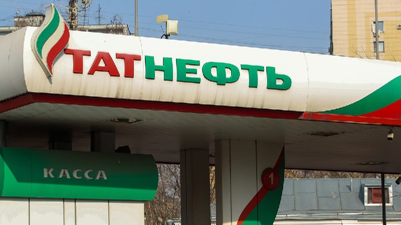 Топливный кризис охватил 33 региона России: талоны, очереди и рост цен