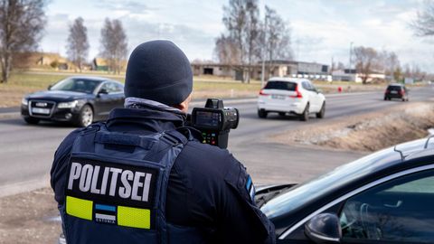 Politsei intensiivistab liiklusvalvet pühadeperioodil