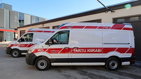 Auto sõitis teelt välja Tartu-Viljandi maanteel Ulila lähistel