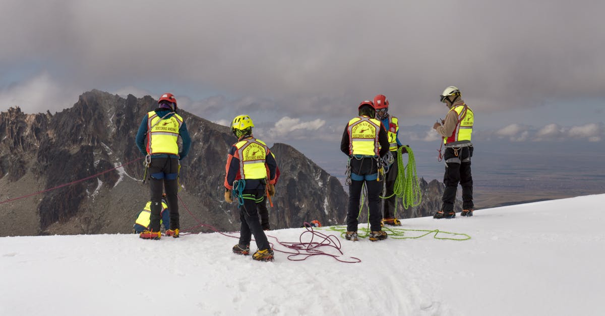 Everesti tipule jõudis ühes päevas rekordarv alpiniste