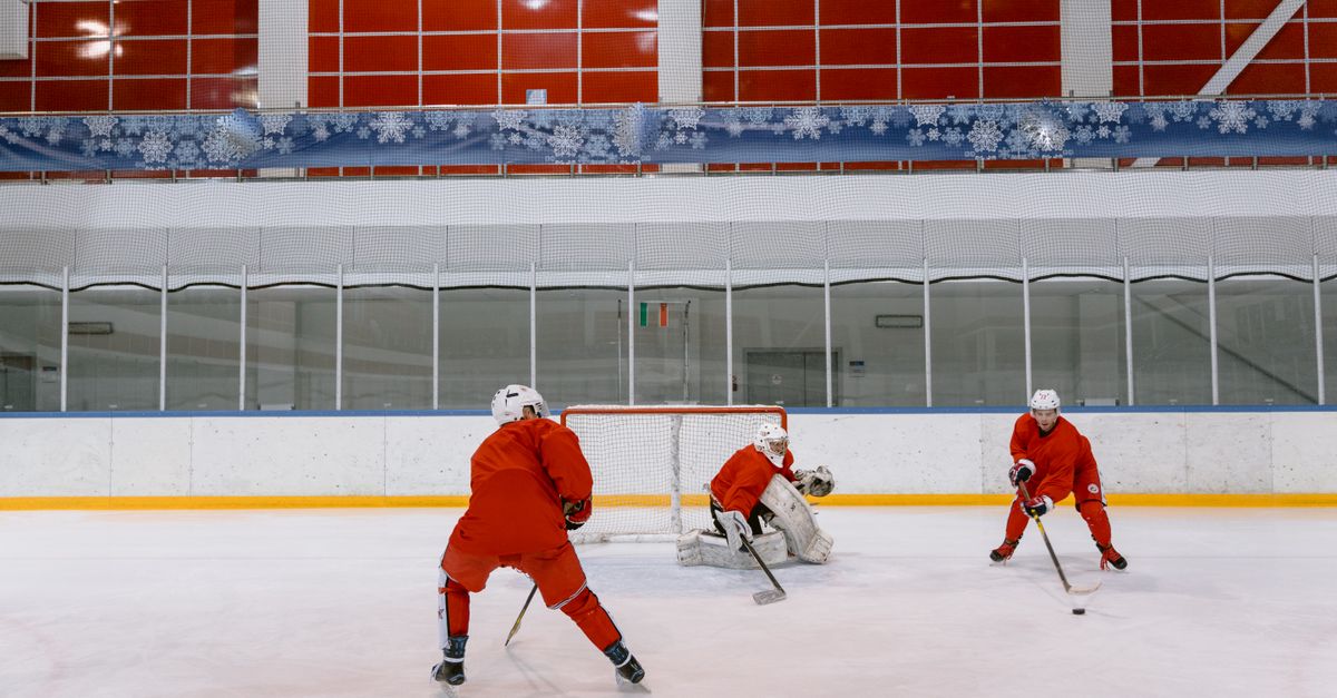 Eesti U-18 jäähokikoondis sõidab MM-i ette kontrollmängudega