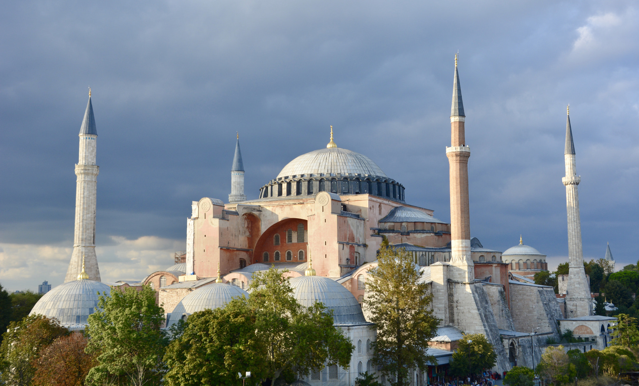 Istanbulis Piiblit lugenud Vene abielupaar saadeti Venemaale