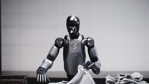 Figure'i humanoidrobotid puhastasid hotellituba ilma abita