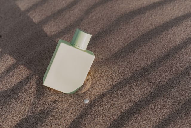 Pariisi moemaja Paco Rabanne’i julge käekiri peegeldub ka parfüümides