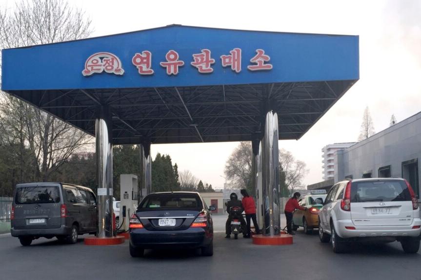 Põhja-Korea võimud alustasid Lõuna-Pjonganis Venemaalt pärit kütuse musta turu likvideerimist